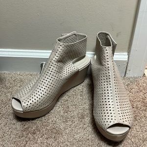 Chocolat Blu wedges